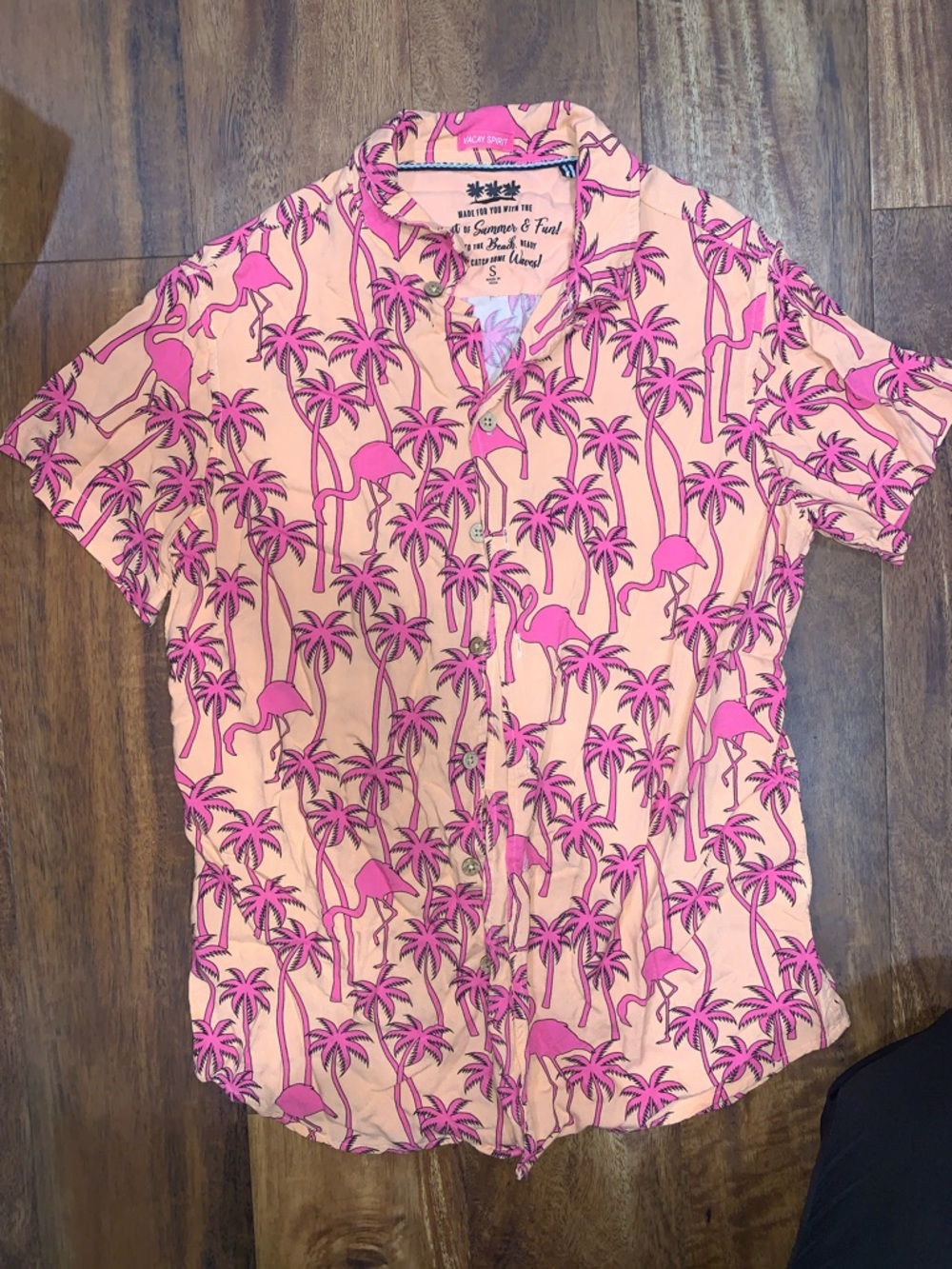 Vacay Spirit Size S Pink Flamingo Palm Print Button-Down Shirt